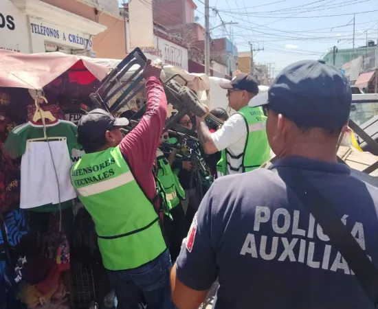 Realizan operativo "Calle libre y segura" en calle de Las Casas