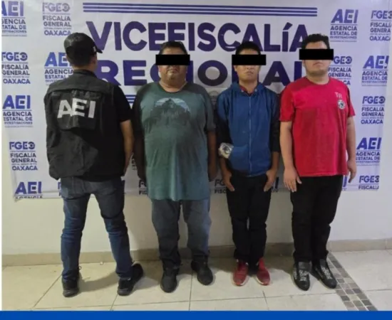 Fiscalía de Oaxaca ejecuta orden de aprehensión contra tres probables responsables de fraude en la venta de un vehículo