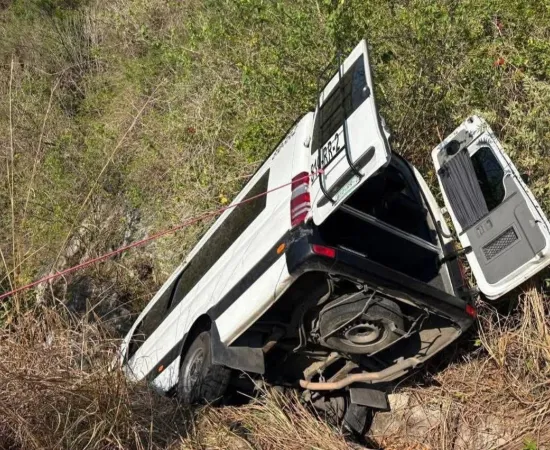 Aparatoso accidente en la autopista Barranca Larga–Ventanilla deja varios lesionados