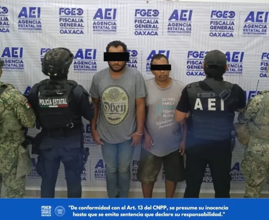 Fiscalía de Oaxaca cumplimenta órdenes de cateo en la Costa; detienen a dos personas por el delito de homicidio