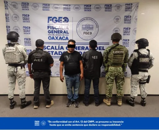 Identifican punto de narcomenudeo en local de celulares en la Central de Abasto, aseguran drogas y detienen a uno