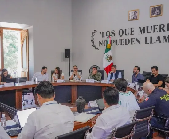 Gobierno de Oaxaca refuerza estrategia para recuperar la Central de Abastos