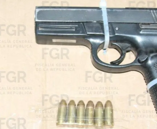 Vinculan a proceso a persona por portación de arma de fuego sin licencia en Juchitán