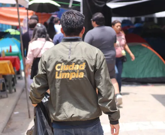 Refuerzan trabajos de limpia en el Centro Histórico