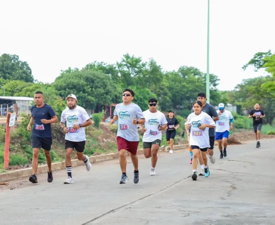 Una carrera no limpia un río, pero puede lograr algo indispensable para que eso ocurra