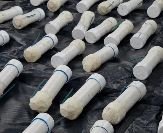 Localizan más de 50 explosivos caseros en autobús de normalistas de Ayotzinapan 