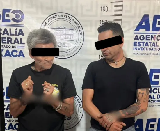 Cateo en Etla deja dos detenidos; FGEO asegura drogas y arma de fuego