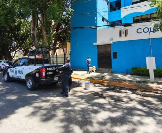 Atiende Dirección de Movilidad reportes ciudadanos y retira objetos en vía pública