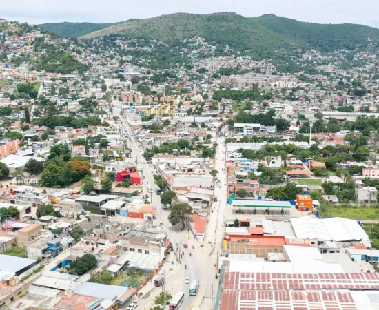 Avanza la transformación urbana en San Martín Mexicapam con rehabilitación de Avenida Monte Albán