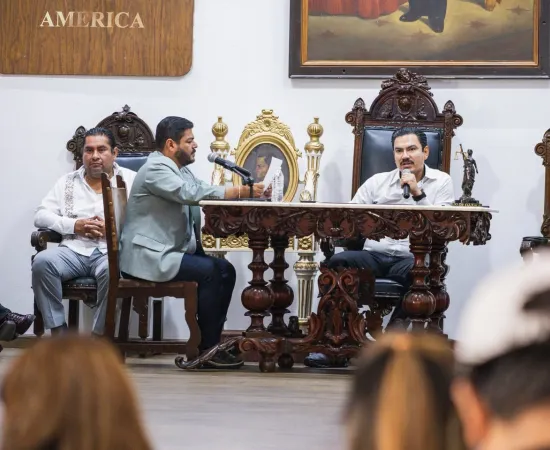 Ray Chagoya invita a los Diálogos Vecinales y refuerza acciones para una Guelaguetza segura 