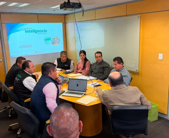 Presidente Municipal de Salina Cruz sostiene reuniones de trabajo con directivos de PEMEX en la Ciudad de México