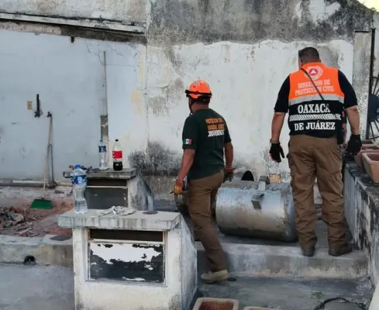 Atiende Protección Civil de Oaxaca de Juárez reporte por olor a gas en el Centro Histórico