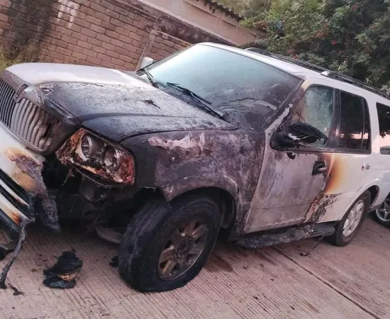 Investigan incendio de vehículos en el Fraccionamiento El Rosario