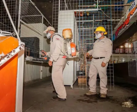 Fumigan el Mercado 5 de Septiembre de Juchitán