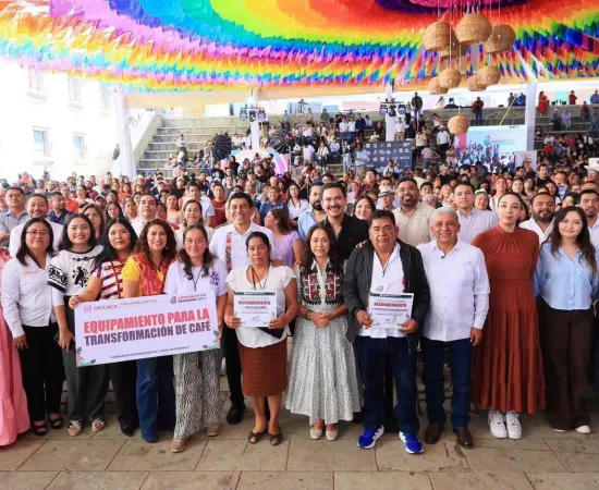 Ray Chagoya reconoce la labor de productores durante la Convención del Café Oaxaqueño 2026