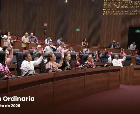 Aprueba Poder Legislativo inscripción en letras doradas en el Muro de Honor por el Bicentenario de la UABJO