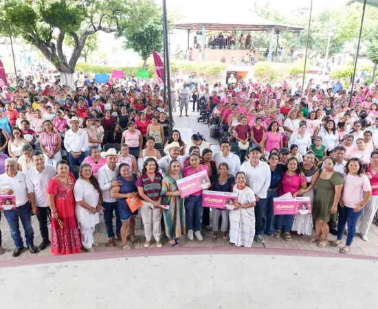 Acompaña #NinoMorales a  Jara en gira de trabajo por la Costa para entregar apoyos a familias oaxaqueñas*