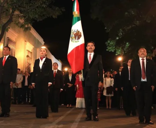 Marcha Patriótica enaltece el orgullo y la identidad de Oaxaca de Juárez