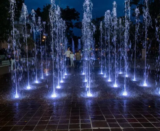 Las fuentes danzantes de el Paseo Juárez El Llano vuelven a tomar vida
