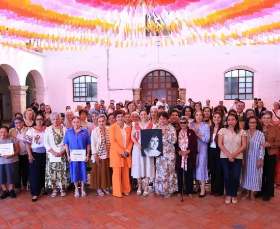 DIF de Oaxaca de Juárez reconoce la labor solidaria del Comedor Lilí