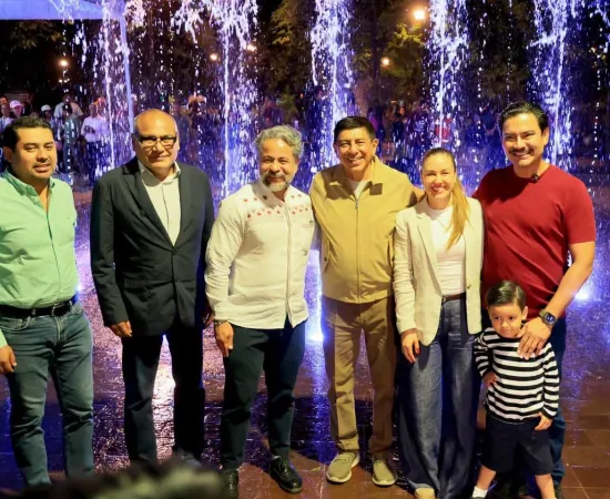 Después de 17 años, las fuentes danzantes de El Llano vuelven a llenarse de vida