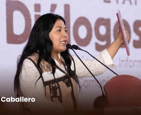 Tania Caballero encabeza los Diálogos Interculturales en el pueblo zapoteca de Miahuatlán