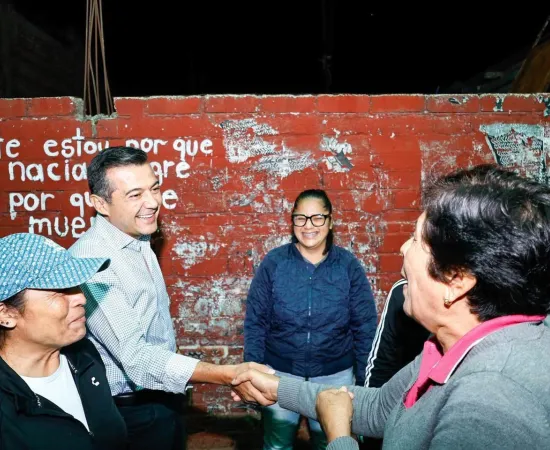 Continúa Luis Alfonso Silva Romo recorridos y reuniones casa por casa en Oaxaca de Juárez tras el cierre del registro de morena