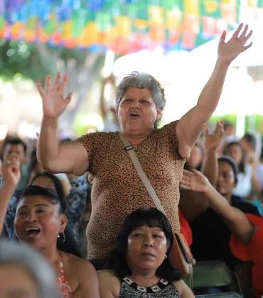 Celebra Xoxocotlán a más de 5 mil madres xoxeñas en su día