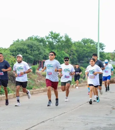 Una carrera no limpia un río, pero puede lograr algo indispensable para que eso ocurra