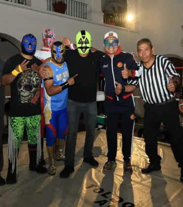 Oaxaca de Juárez celebra el Día Nacional de la Lucha Libre con función en el Palacio Municipal
